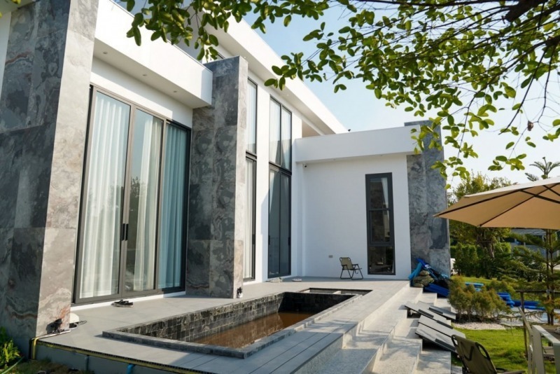 อะลูมิเนียมเส้นธารา