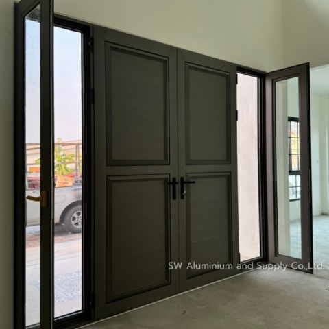 ประตูอะลูมิเนียม